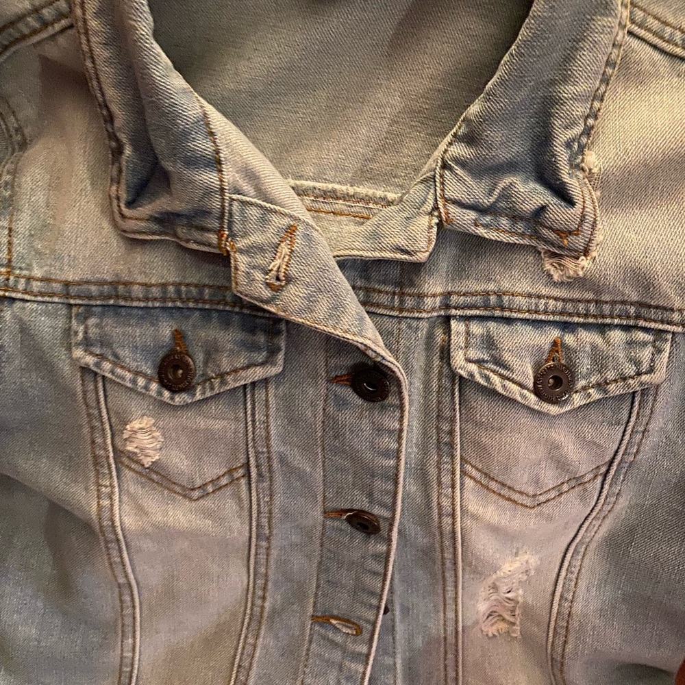Jean jacket - Picture 4 of 8